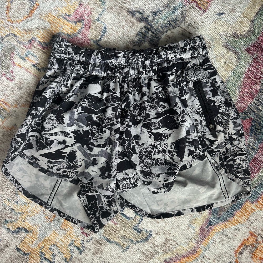 Lululemon size 4 shorts!